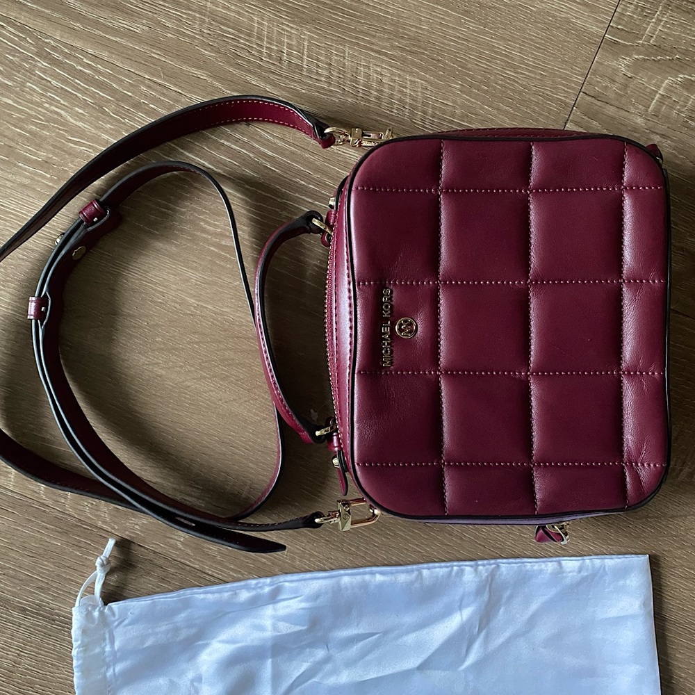 Michael Kors Handbag *Never Used!!* *WITH Tag*